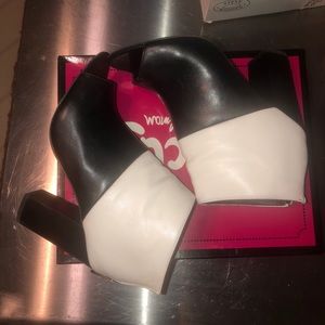 Circus by Sam Edelman